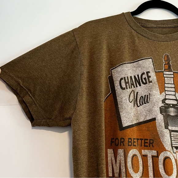 Motor Age | Graphic Tee Shirt - Picture 2 of 11